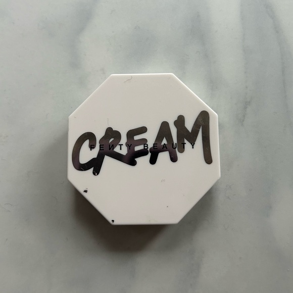 Fenty beauty cheeks out “petal poppin” - Picture 2 of 4